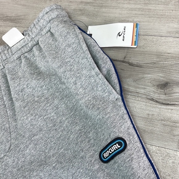 🔹RIP CURL SURF REVIVAL TRACK PANTS - Picture 9 of 11